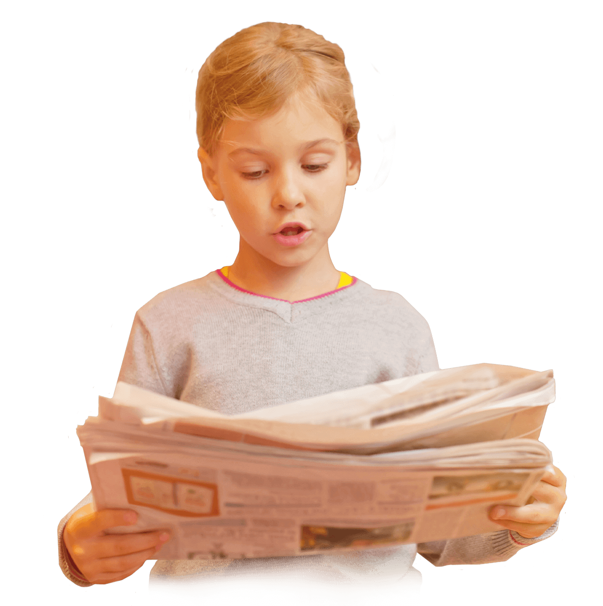 Aktuelles Kind mit Zeitung